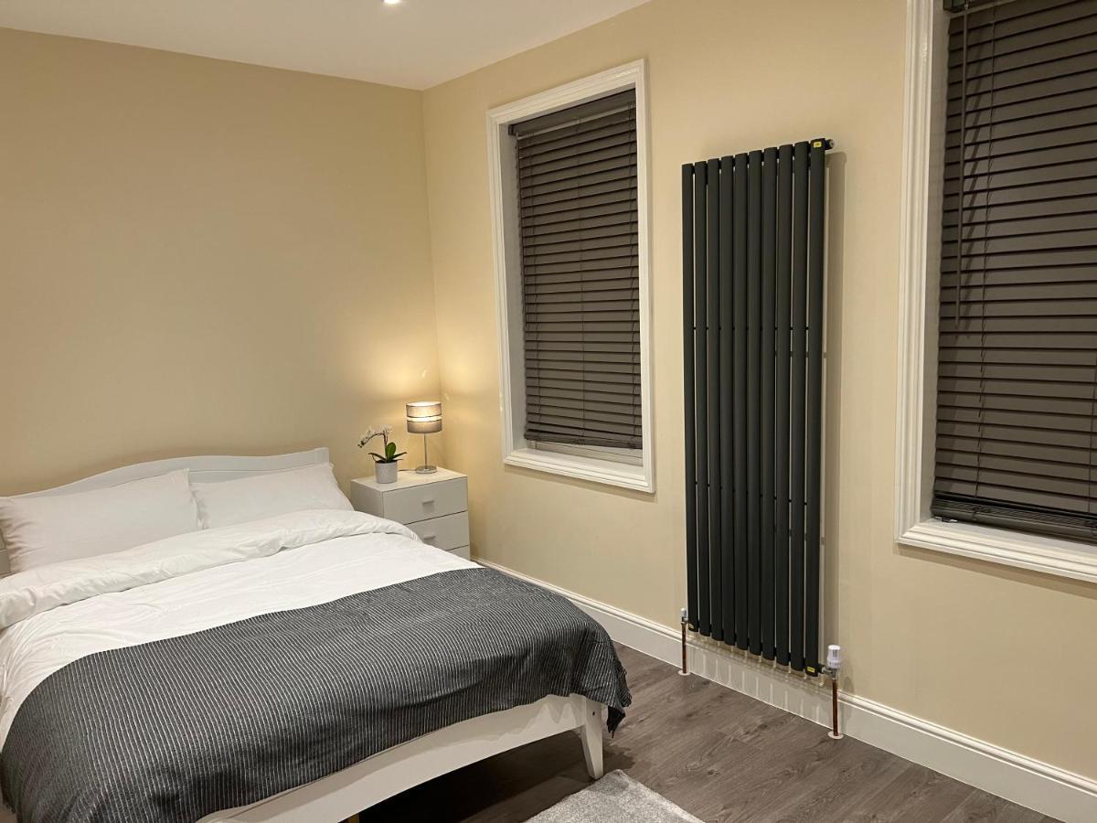Beautiful Rooms Only Few Steps Away From Bruce Grove Tottenham Stadium Londres Extérieur photo