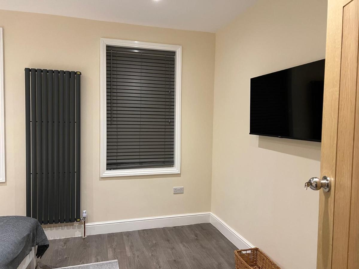 Beautiful Rooms Only Few Steps Away From Bruce Grove Tottenham Stadium Londres Extérieur photo