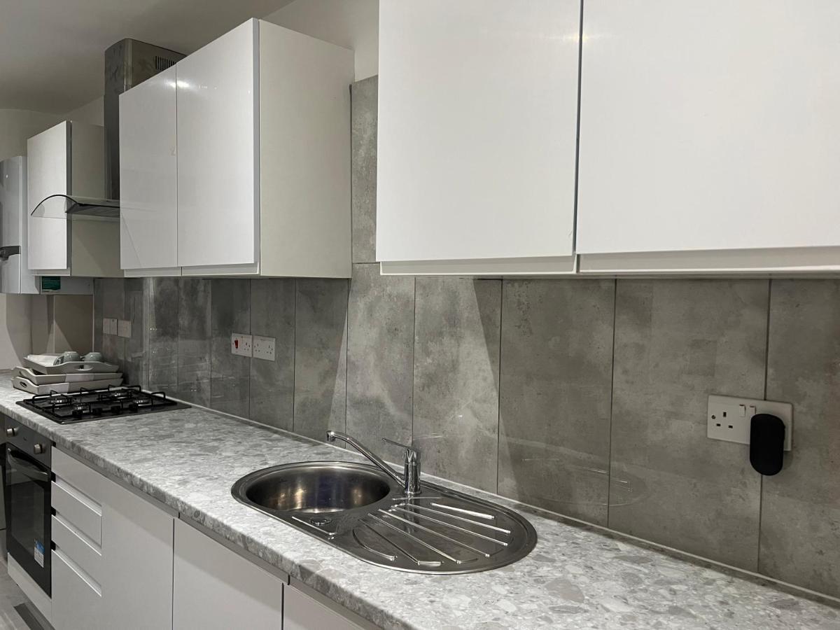 Beautiful Rooms Only Few Steps Away From Bruce Grove Tottenham Stadium Londres Extérieur photo